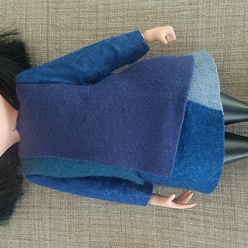 Talking Incredibles 15" Edna Mode Doll - Picture 4 of 9